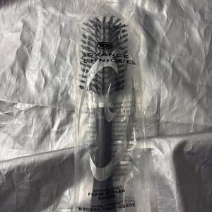 Avon Advance Techniques Flair Styler Brush Black Nylon Bristles NOS 2001 SEALED